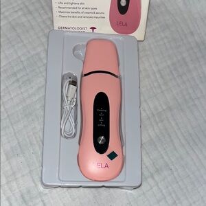 LELA Pink Facial Cleansing Device